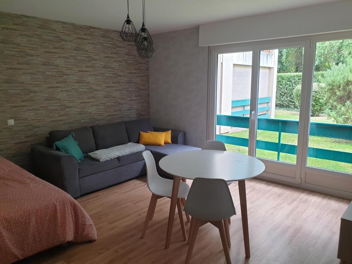 Appartement, Verdun , Proche Centre Ville エクステリア 写真